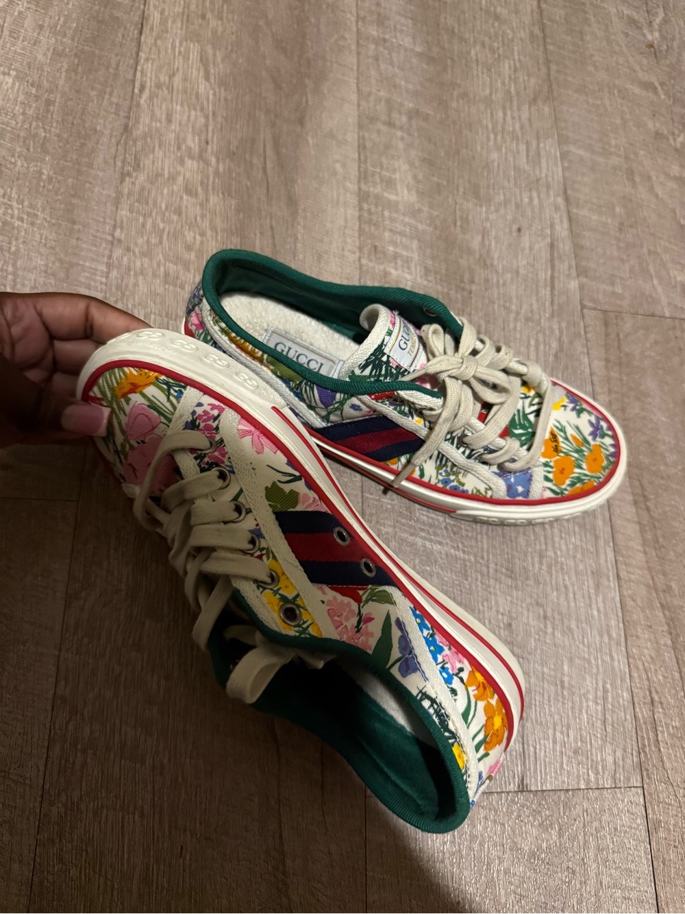 Gucci Kids Floral Canvas Sneakers in Green, Cream and Multicolor - Picture 7 of 12